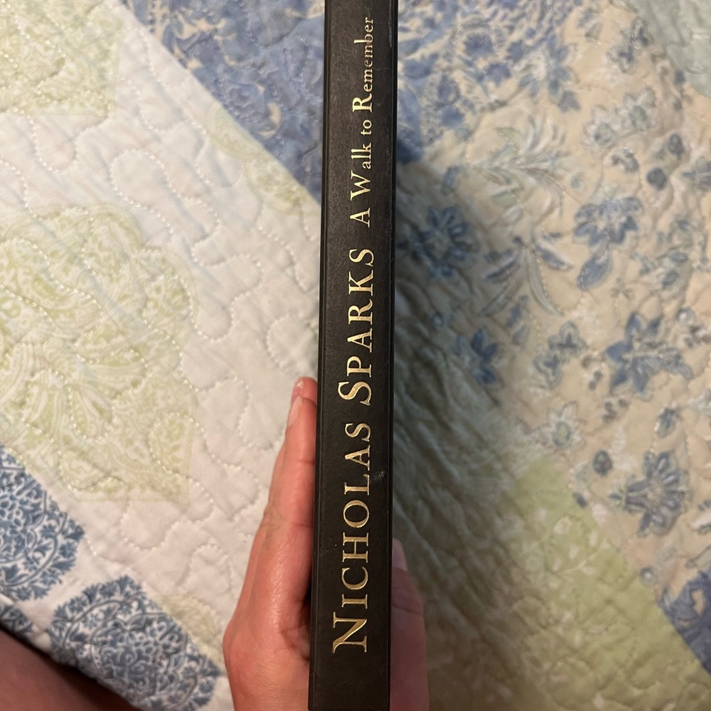 'A Walk to Remember' Book